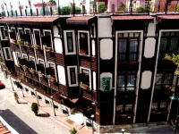 Artefes Hotel 4*