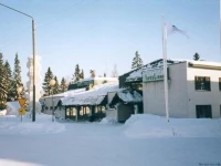 Ilveslinna 3*