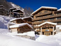 Barmes De Lours 4*