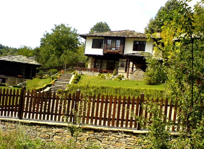 Sharlopova house (РЁР°СЂР»РѕРїРѕРІР° С…Р°СѓСЃ)  / Шарлоповата Къща 