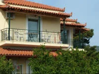 Thalis Rooms 1*