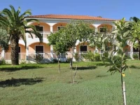 Dennis Apartments 