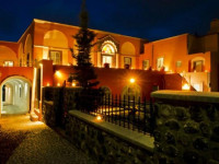 Markezinis Suites