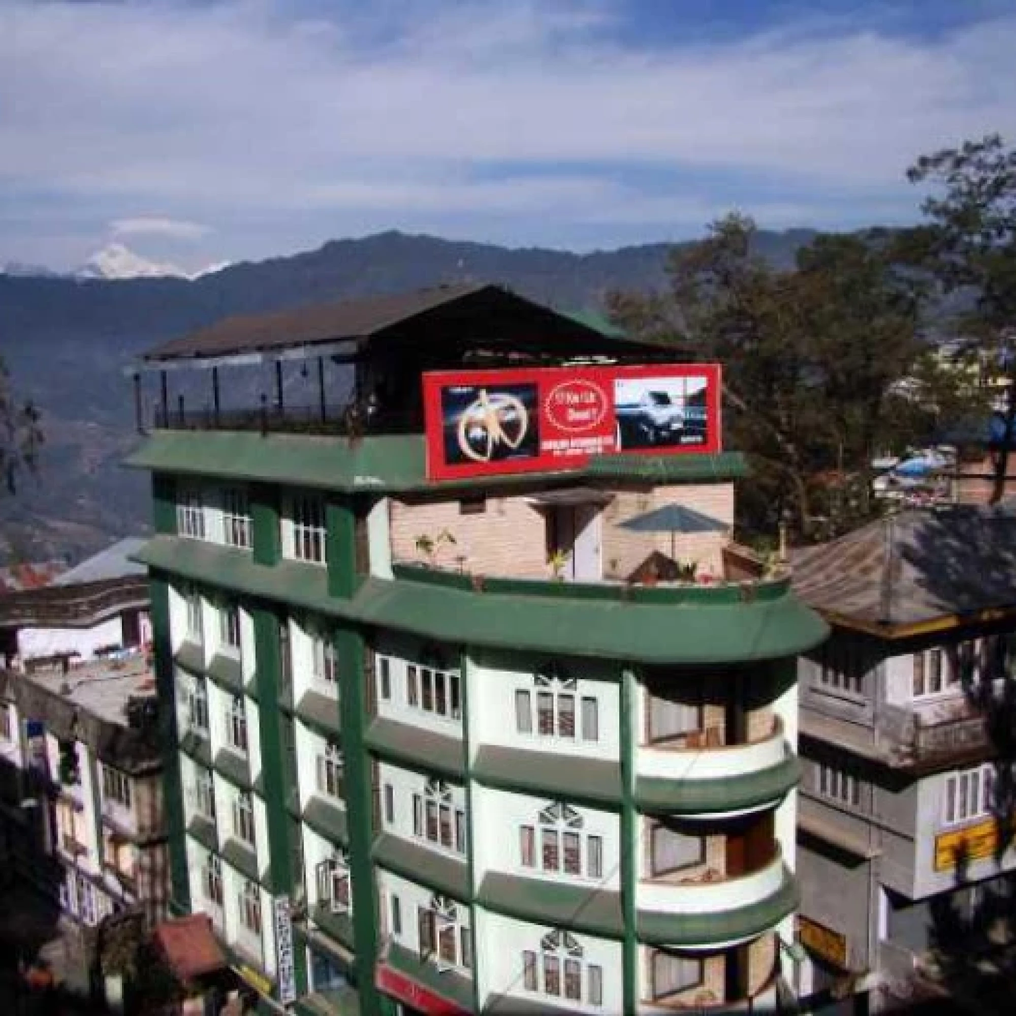 Central Hotel Gangtok 3*