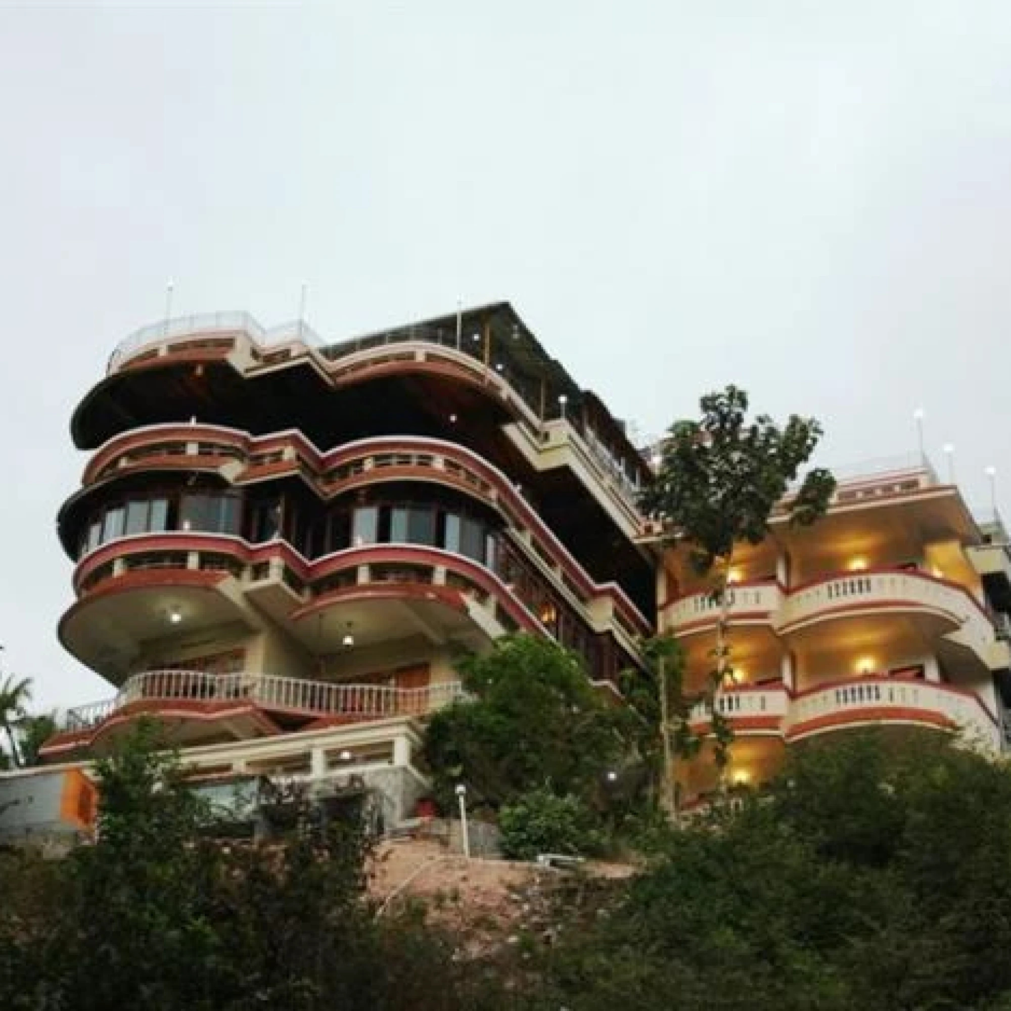 Hill & Sea View Resort Kovalam 3*