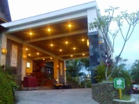 Bukit Daun Hotel 2*