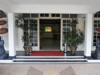 Crown Hotel Tasikmalaya 3*