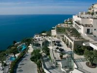 Raito Hotel 