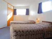 Motel Six 