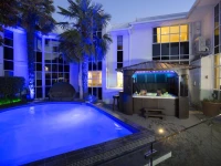 Pavilions Hotel 