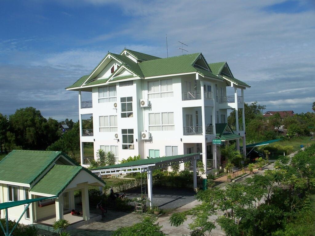 Kasem Garden Hotel Surin 3*