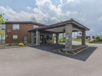 Comfort Inn Levis 