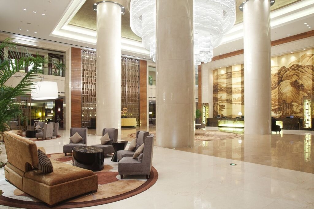 Crowne Plaza Xiangyang 5*