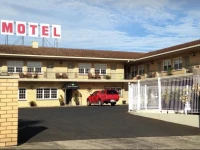 Casino Motor Inn 3*