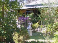 The Chalet Guesthouse And Studio 4*