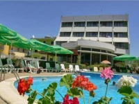 Akropoli Hotel Durres 3*