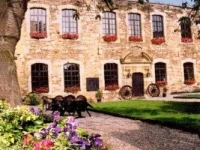 Chateau De Latour 3*