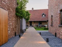 Hoeve Roosbeek 2*