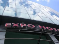 Expo  3*