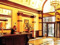 Crown Plaza St.James 4*