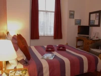 Adam Place Guest House 3*
