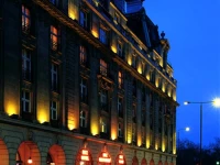 The Ritz 5*