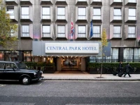 Central Park 3*