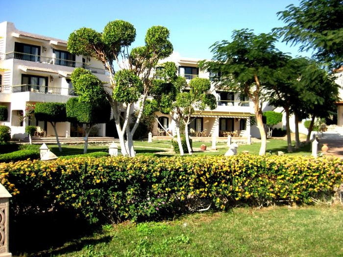 Lotus Bay Beach Resort &amp; Garden 4*