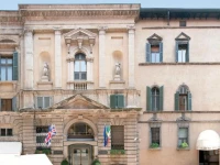 Accademia  4*