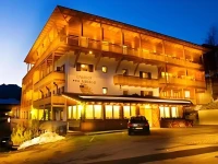 Hotel Pider 3*
