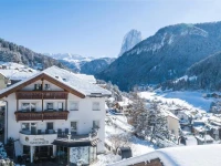 Hotel Grones 4*