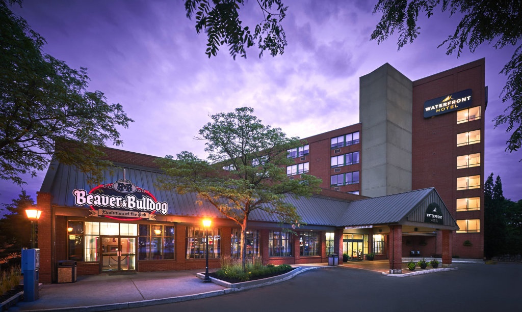 Waterfront Hotel Downtown Burlington 2*