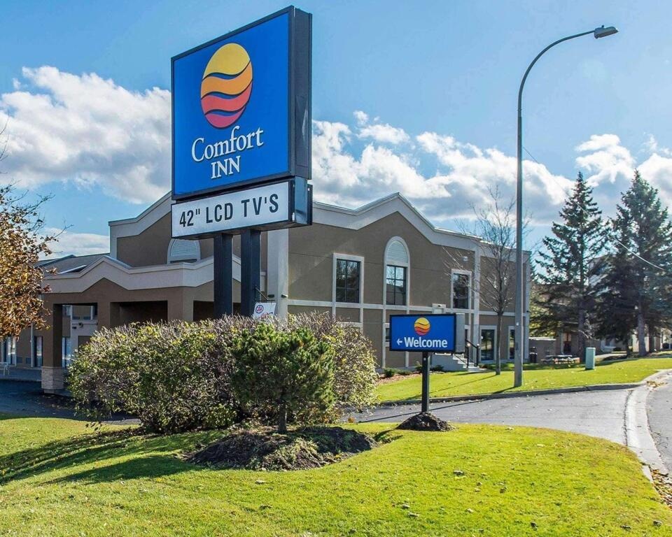 Comfort Inn Brockville 2*