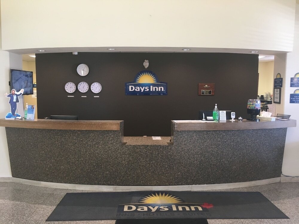 Days Inn Grande Prairie 2*