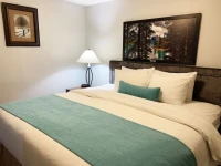 Tonquin Inn 3*