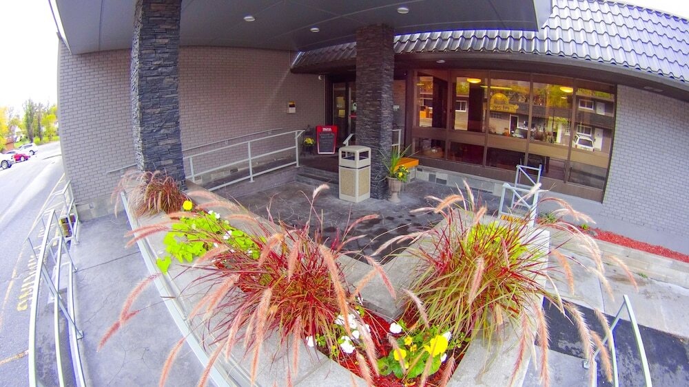 Days Inn Kenora 2*