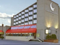 Confederation Place Hotel 2*