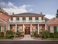 The Woodlawn Inn 3*