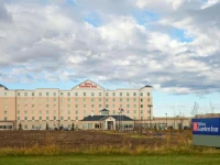 Hilton Garden Inn Edmonton International Airport 2*
