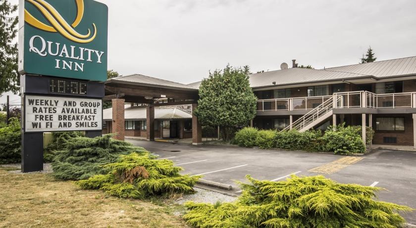 Quality Inn Maple Ridge 2*
