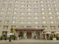 Novotel Montreal Center 4*