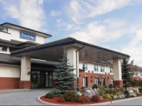 Travelodge Airport North Bay 2*