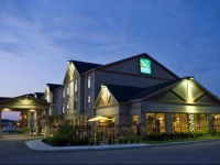 Quality Inn & Suites Petawawa 3*