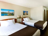 Riviera Motor Inn 3*
