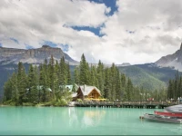 Emerald Lake Lodge 4*