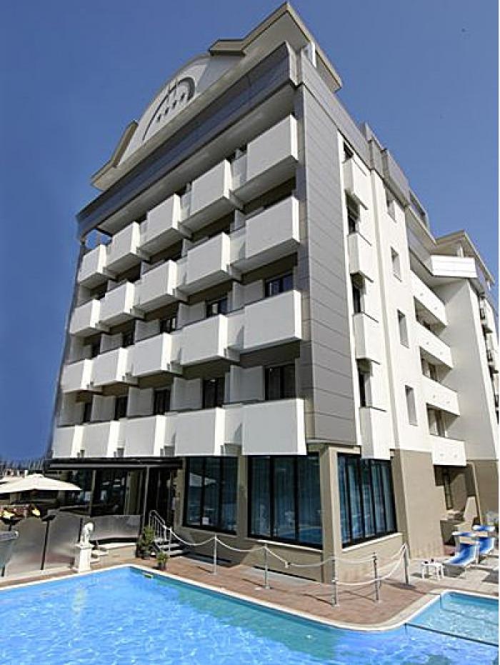 Du Soleil 4*