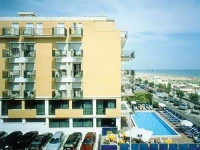 Tropic 3*