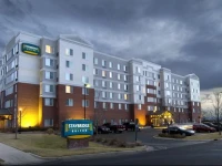 Staybridge Suites Denver International Airport 3*