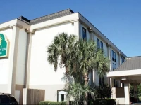 La Quinta Inn & Suites Myrtle Beach at 48th Avenue 3*