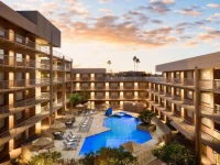 DoubleTree Suites by Hilton Phoenix 3*